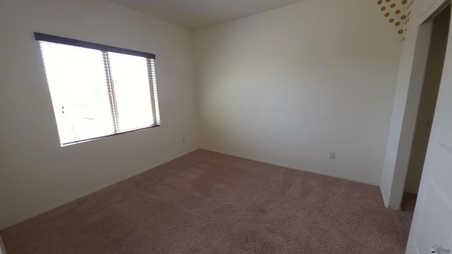 3851 W 39 St, Yuma, AZ 85365