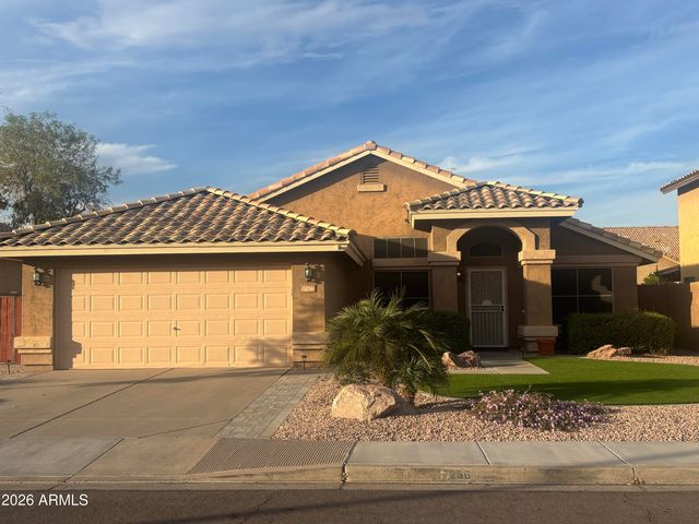 7256 E NOPAL Avenue, Mesa, AZ 85209