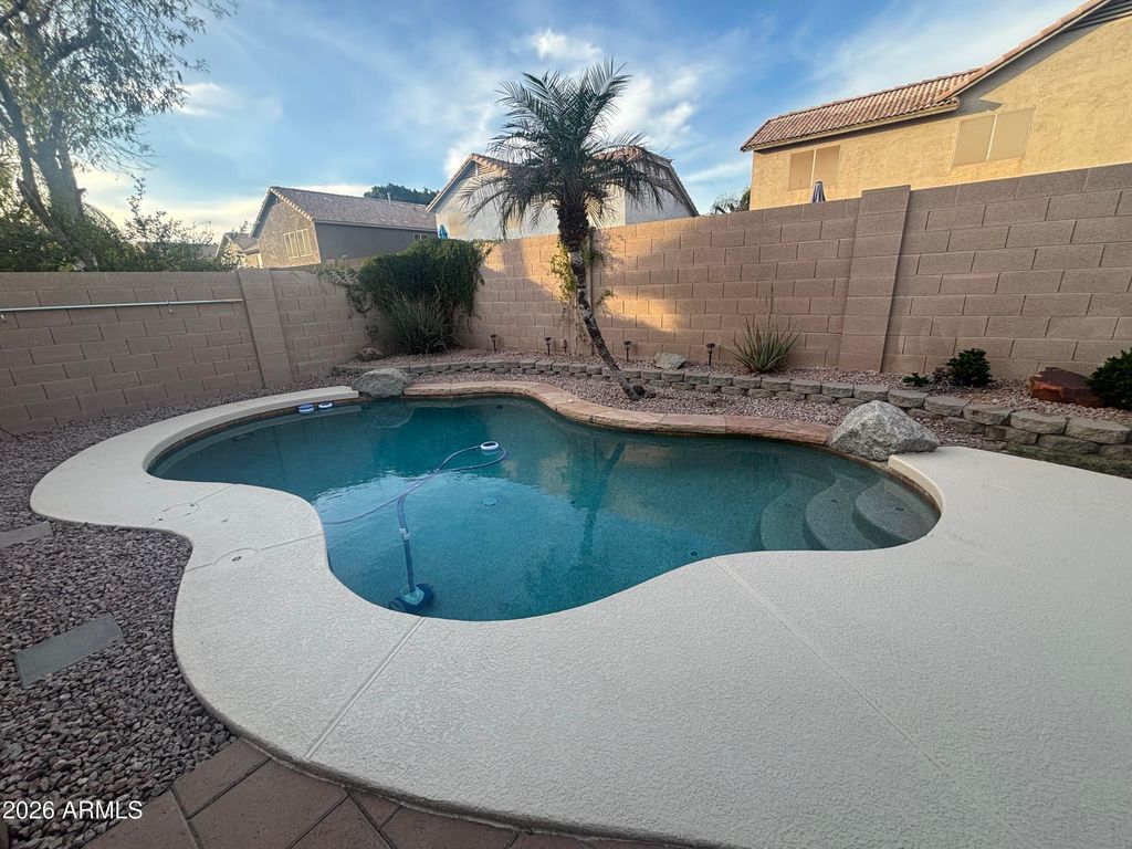 7256 E NOPAL Avenue, Mesa, AZ 85209