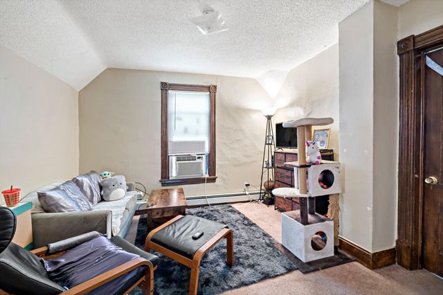 2832 27th Avenue S, Minneapolis, MN 55406