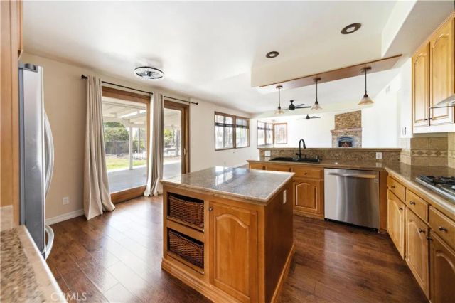 30499 Covecrest, Menifee, CA 92584