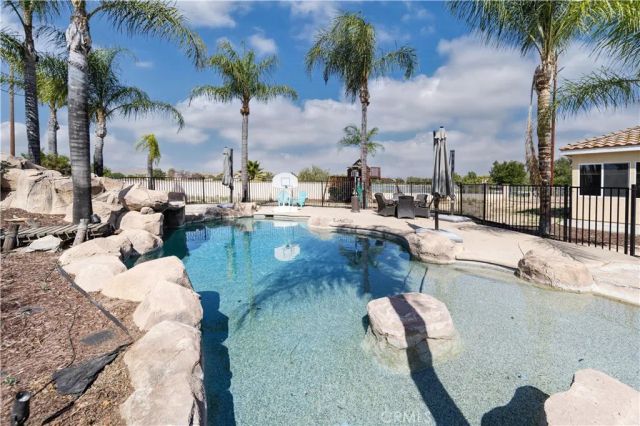 30499 Covecrest, Menifee, CA 92584