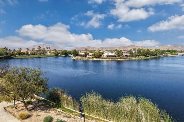 30499 Covecrest, Menifee, CA 92584