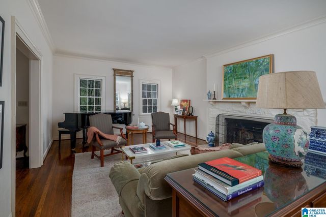 2916 MOUNTAIN BROOK PARKWAY, Mountain Brook, AL 35223