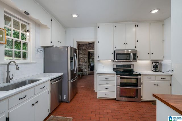 2916 MOUNTAIN BROOK PARKWAY, Mountain Brook, AL 35223