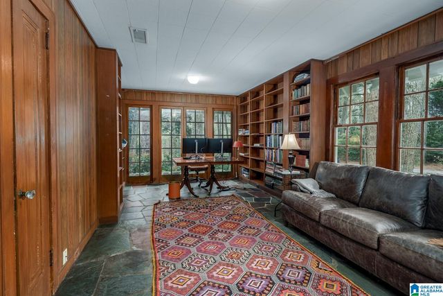 2916 MOUNTAIN BROOK PARKWAY, Mountain Brook, AL 35223
