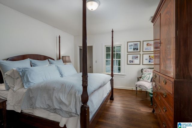 2916 MOUNTAIN BROOK PARKWAY, Mountain Brook, AL 35223