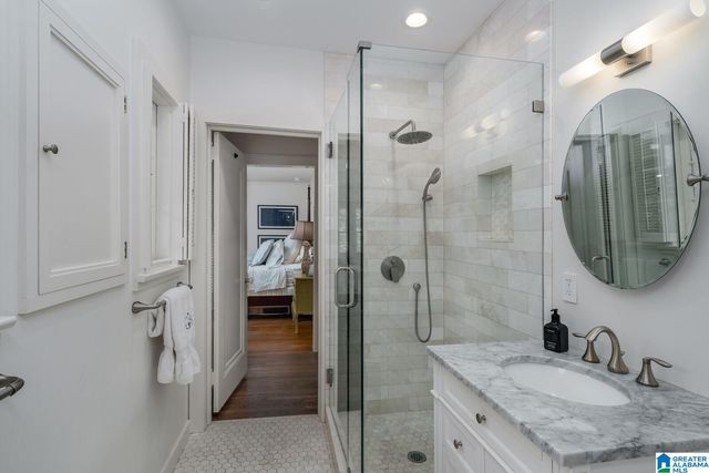 2916 MOUNTAIN BROOK PARKWAY, Mountain Brook, AL 35223