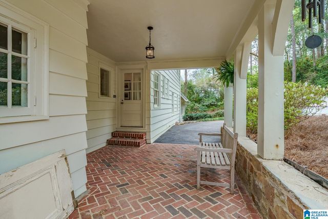 2916 MOUNTAIN BROOK PARKWAY, Mountain Brook, AL 35223