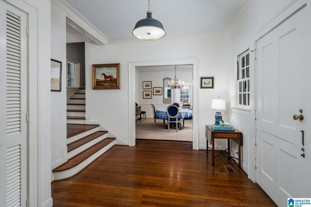 2916 MOUNTAIN BROOK PARKWAY, Mountain Brook, AL 35223