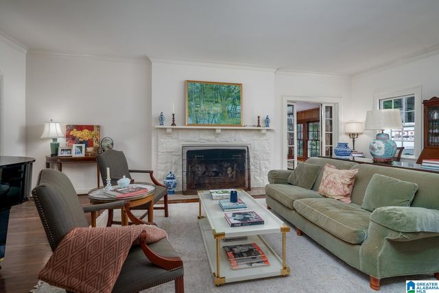 2916 MOUNTAIN BROOK PARKWAY, Mountain Brook, AL 35223