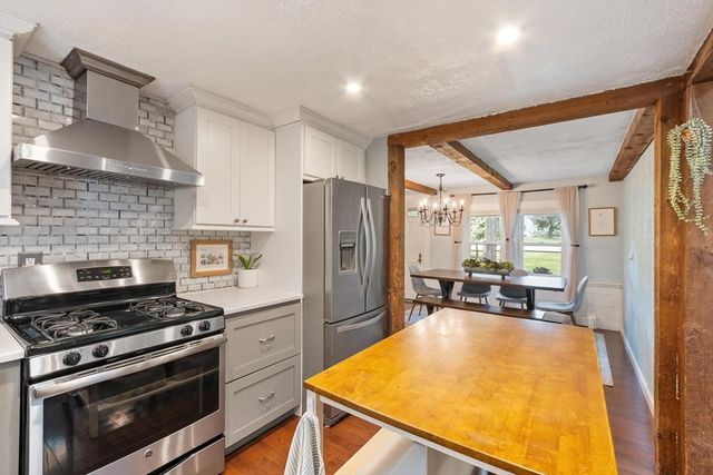 163 Beal St, Lunenburg, MA 01462