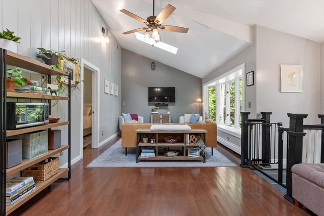 163 Beal St, Lunenburg, MA 01462