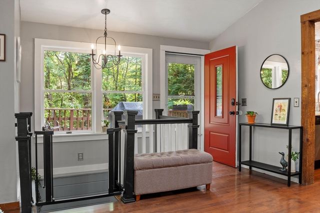 163 Beal St, Lunenburg, MA 01462