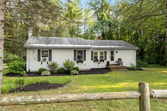 163 Beal St, Lunenburg, MA 01462