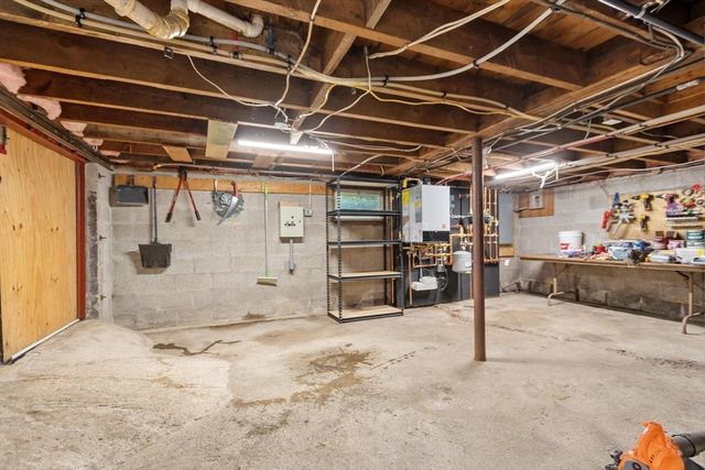 163 Beal St, Lunenburg, MA 01462