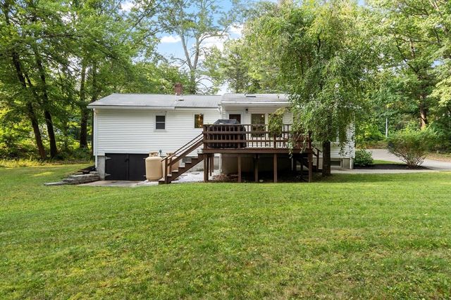 163 Beal St, Lunenburg, MA 01462