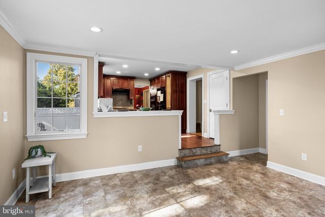 113 HAMILTON RD, Marlton, NJ 08053
