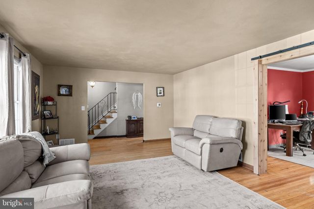 113 HAMILTON RD, Marlton, NJ 08053