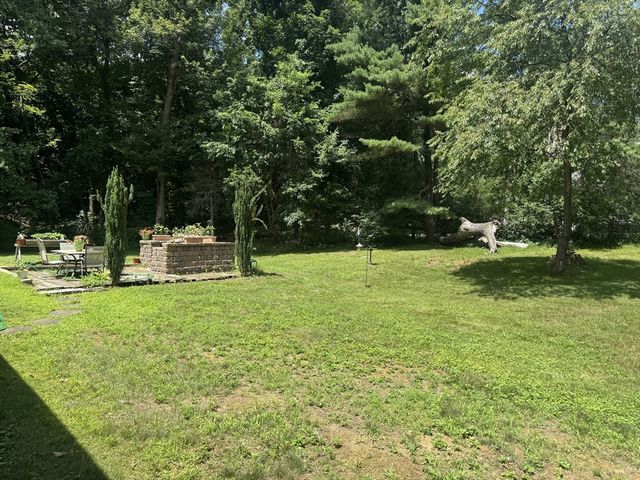 76 Andover Rd, Billerica, MA 01821