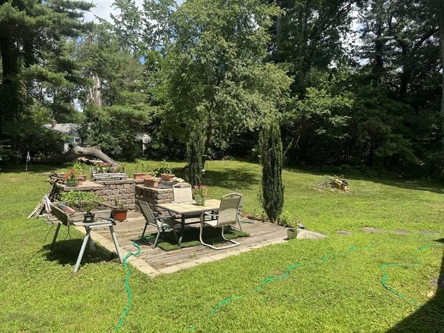 76 Andover Rd, Billerica, MA 01821