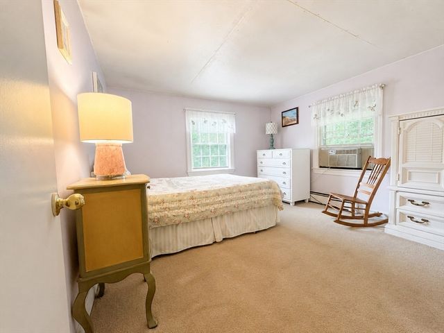 76 Andover Rd, Billerica, MA 01821
