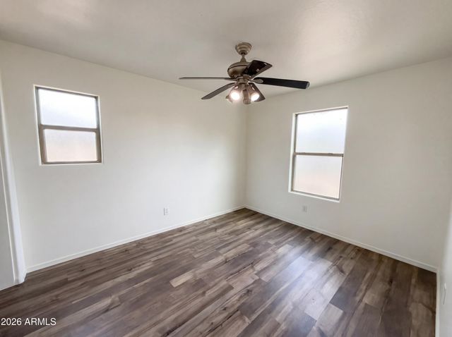 5865 E HOLMES Avenue, Mesa, AZ 85206