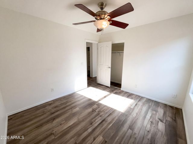 5865 E HOLMES Avenue, Mesa, AZ 85206