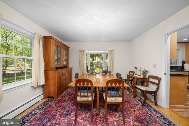 206 E FAIRWAYS CIR, Smyrna, DE 19977