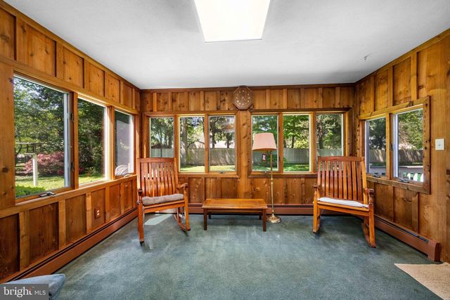 206 E FAIRWAYS CIR, Smyrna, DE 19977