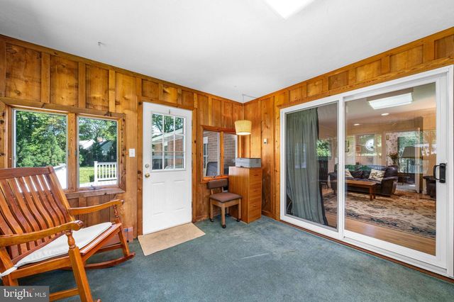 206 E FAIRWAYS CIR, Smyrna, DE 19977