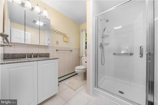206 E FAIRWAYS CIR, Smyrna, DE 19977