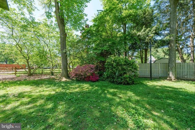 206 E FAIRWAYS CIR, Smyrna, DE 19977