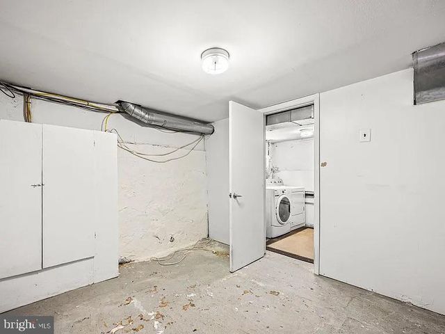 255 S 24TH ST, Philadelphia, PA 19103