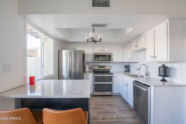 225 N STANDAGE Road N 58, Mesa, AZ 85201