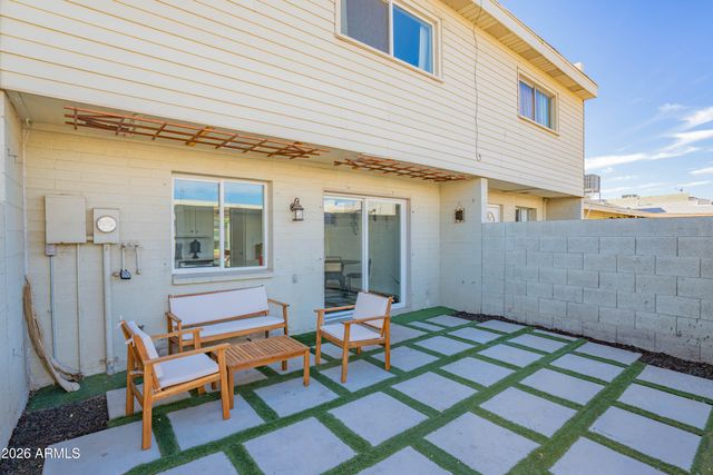 225 N STANDAGE Road N 58, Mesa, AZ 85201