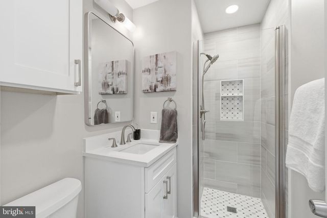 3807 VERMONT CT, Alexandria, VA 22304