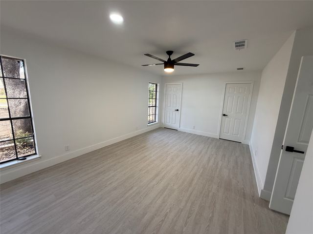 3801 Brookhaven Circle, Fort Worth, TX 76109