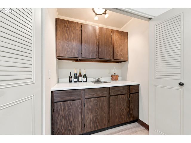 9540 Sw BRENTWOOD Pl, Portland, OR 97224