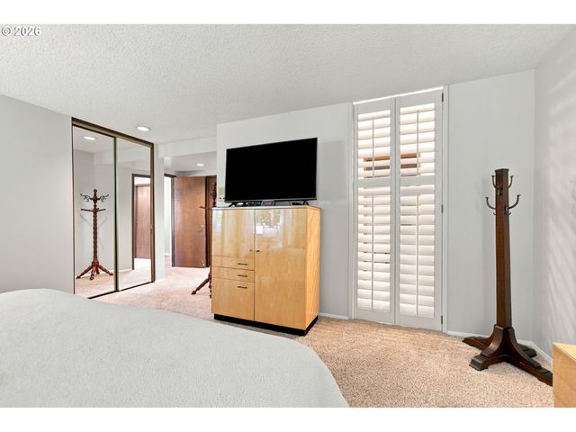 9540 Sw BRENTWOOD Pl, Portland, OR 97224