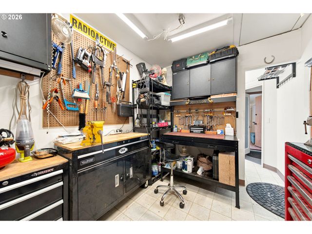 9540 Sw BRENTWOOD Pl, Portland, OR 97224
