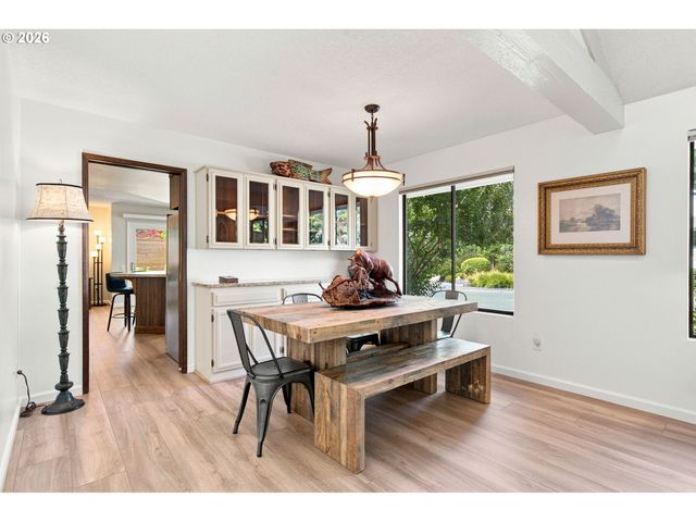 9540 Sw BRENTWOOD Pl, Portland, OR 97224