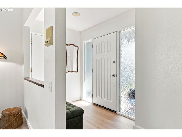 9540 Sw BRENTWOOD Pl, Portland, OR 97224