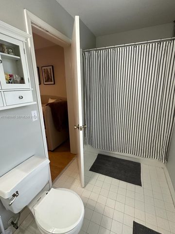 2484 SW 177th Ter, Miramar, FL 33029