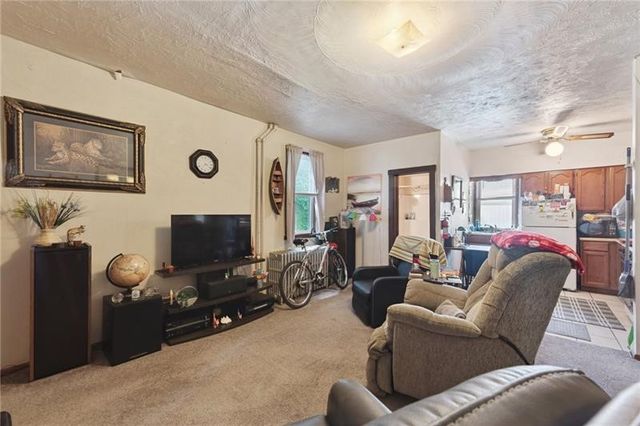 322 N 4th St, Apollo Boro, PA 15613