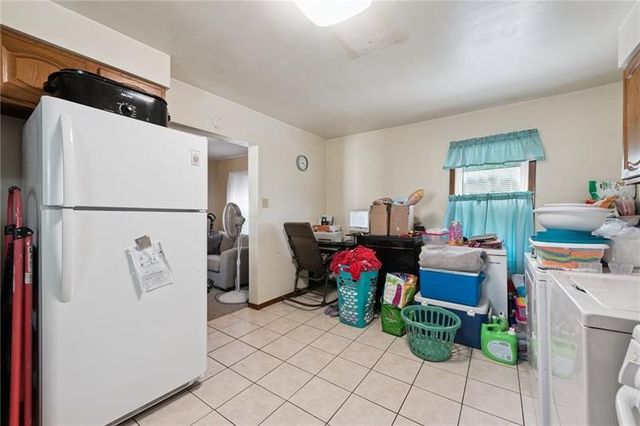 322 N 4th St, Apollo Boro, PA 15613