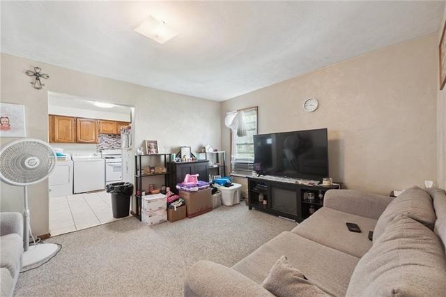 322 N 4th St, Apollo Boro, PA 15613