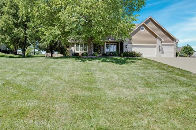 17713 157th Terrace, Basehor, KS 66012