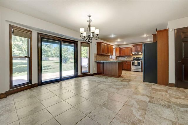 17713 157th Terrace, Basehor, KS 66012