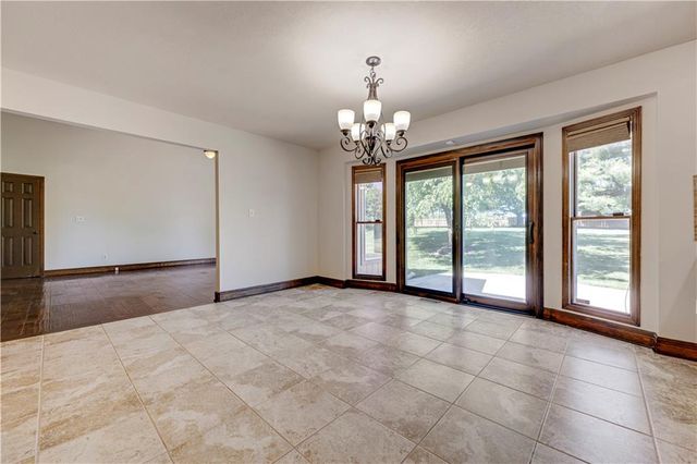 17713 157th Terrace, Basehor, KS 66012